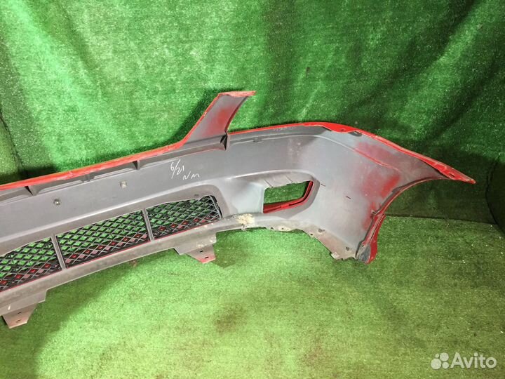 Бампер передний дорест Mazda MPV LW5W lwew Красный