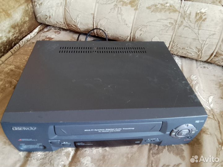 Видеомагнитофон daewoo