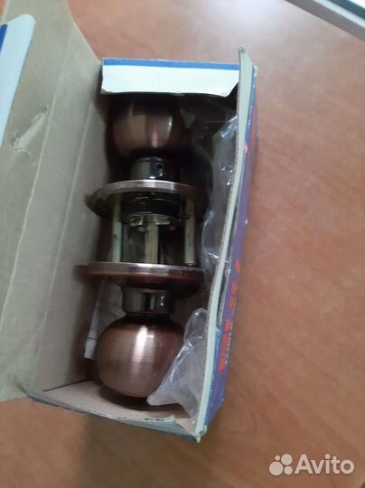 Дверная ручка