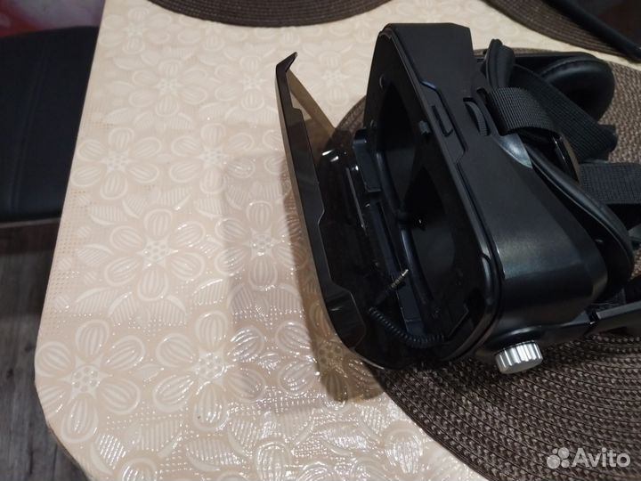 Очки виртуальный реальности