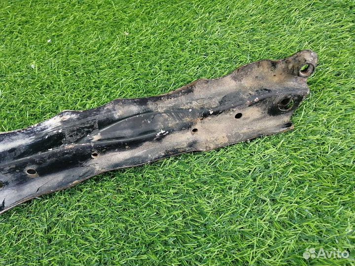 Балка под двс левая Lexus Nx200 AYZ15 2018