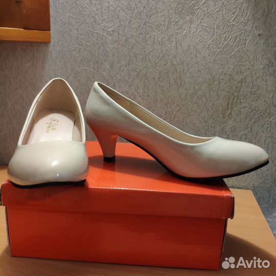 Новая обувь