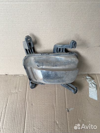 Противотуманная фара Kia Rio