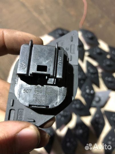 Кнопка регулировки зеркал volkswagen jetta