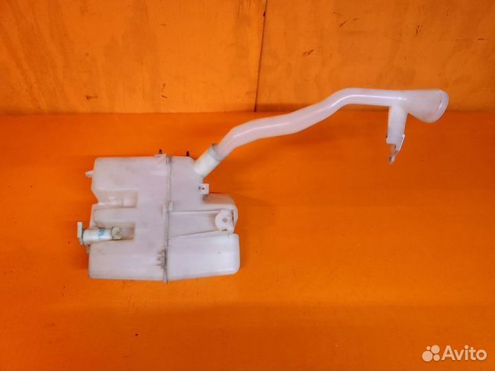 Бачок омывателя Infiniti M35 Y50 2009