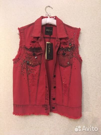 Жилет новый