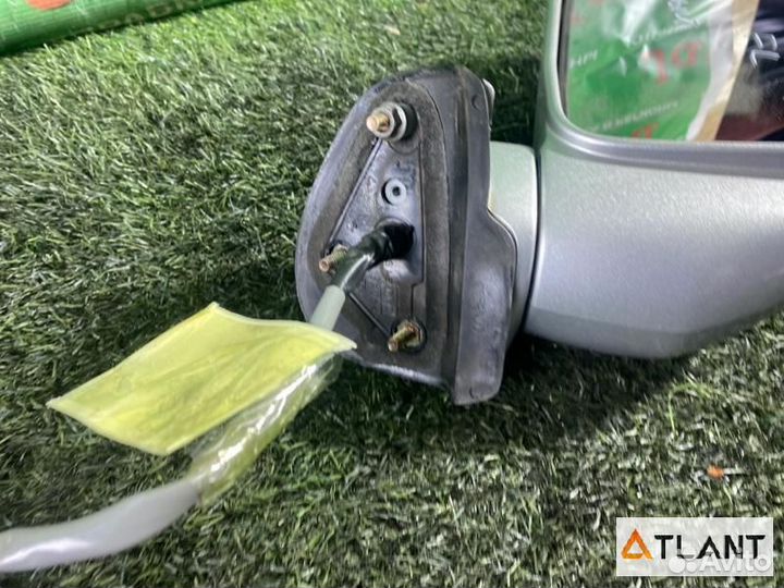 Зеркало переднее левое nissan liberty