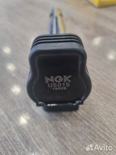 Катушка зажигания NGK U5015 (48042)