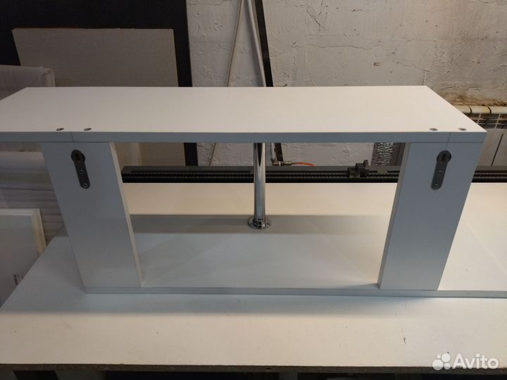 Полка настенная навесная