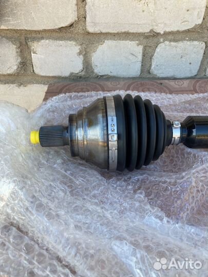 Приводной вал правый шкода октавия А8