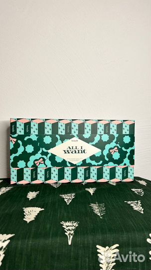 Уходовая и декоративная косметика для лица и тела