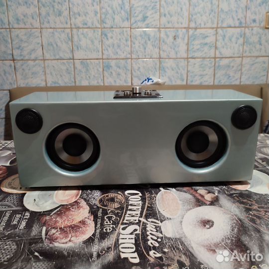 Блютуз колонка