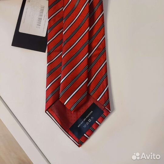 Галстук новый в подарочной упаковке