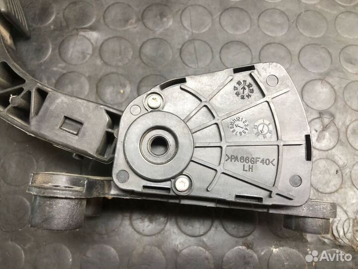 Педаль газа Kia Soul 1