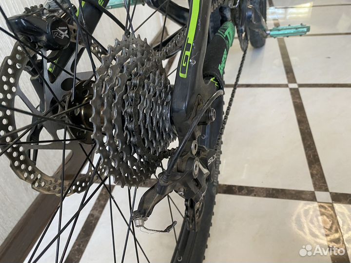 Велосипед GT zaskar 29 карбон
