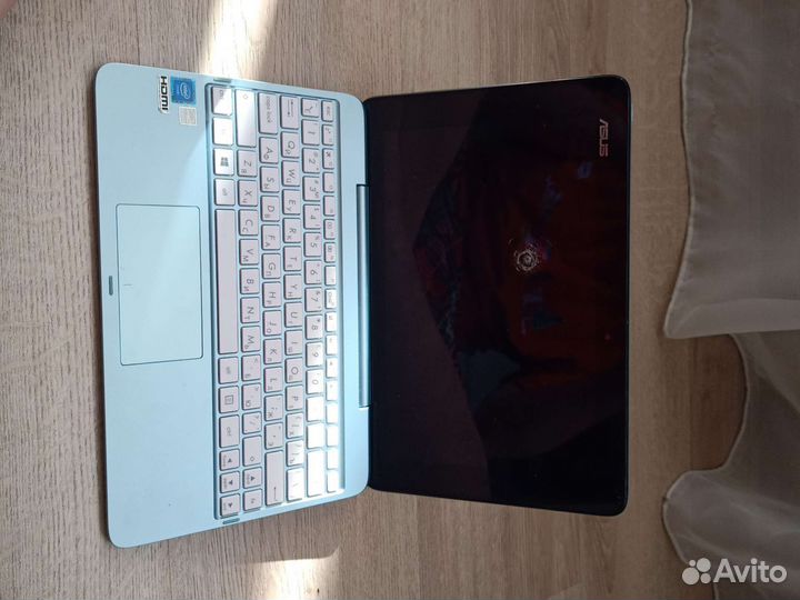 Планшет asus T100HA