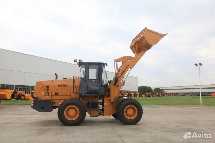 Фронтальный погрузчик Lonking LG833N, 2022
