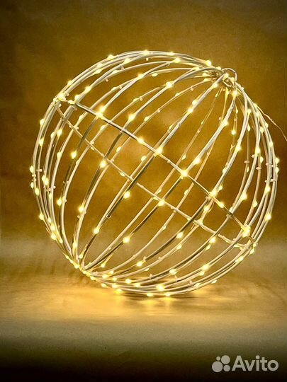 Новогодние уличные украшения