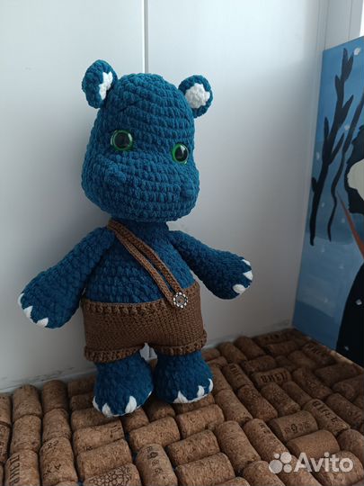 Вязаная игрушка бегемот амигуруми