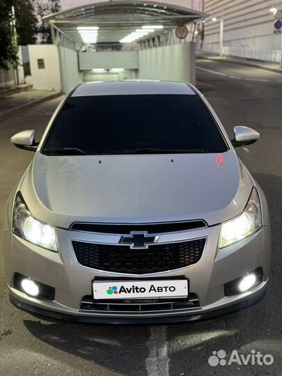 Chevrolet Cruze 1.8 AT, 2011, 200 000 км