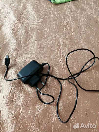 Зарядное устройство