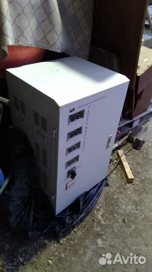 Стабилизатор напряжения трехфазный 15 ква