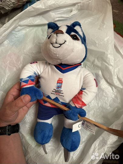 Лайка - талисман мира по хоккею в 2016 году