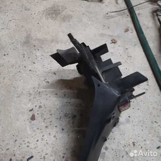 Задний подкрылок honda такт 30-31