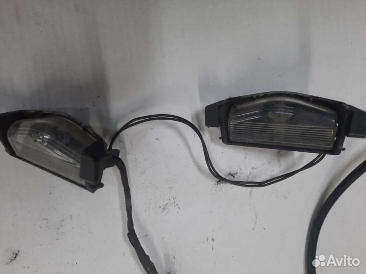 Mazda 3BK Подсветка заднего номера