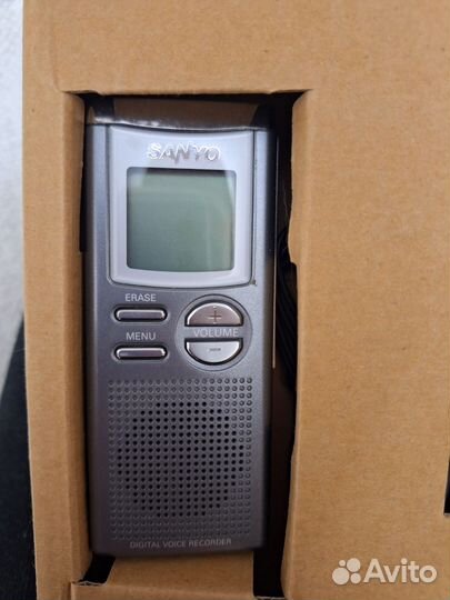 Диктофон Sanyo