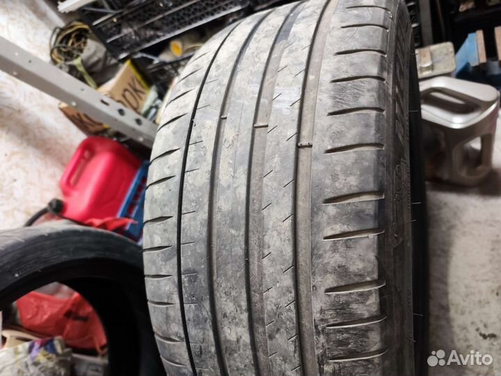 Michelin Pilot Sport 4 245/40 R19