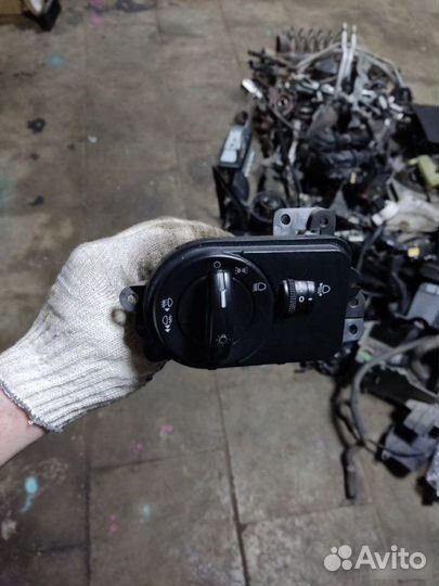 Блок управления светом Ford Fusion