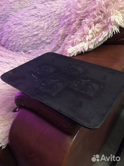 Охлаждающая подставка для ноутбука