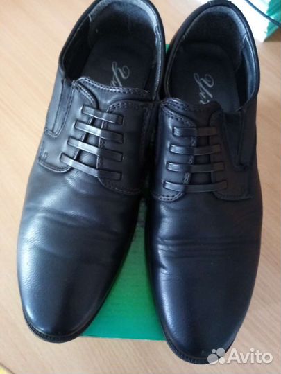 Туфли для мальчика 34 размер б/у