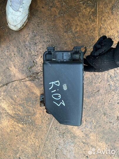 Корпус воздушного фильтра Kia rio 3