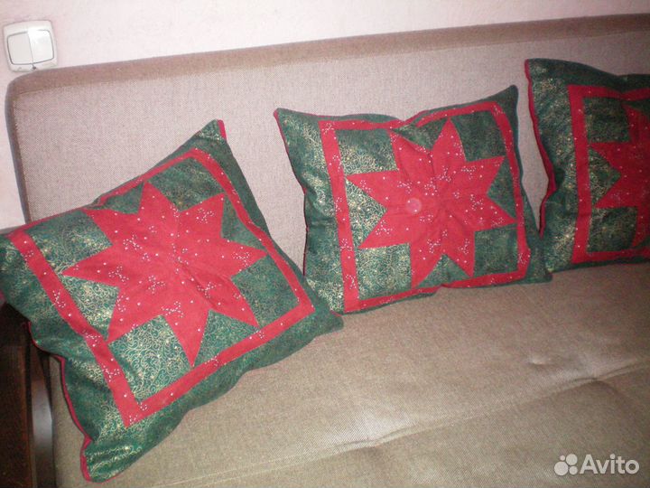 Подушка-свинка и наволочки в технике печворк