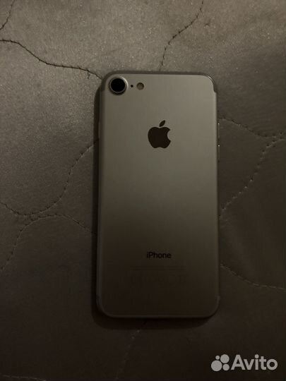 iPhone 7, 32 ГБ