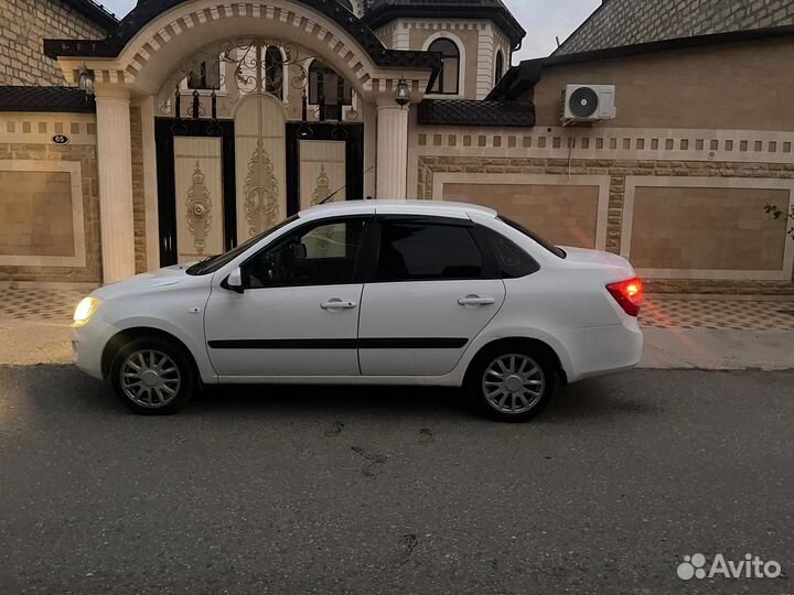 LADA Granta 1.6 AT, 2013, 158 000 км