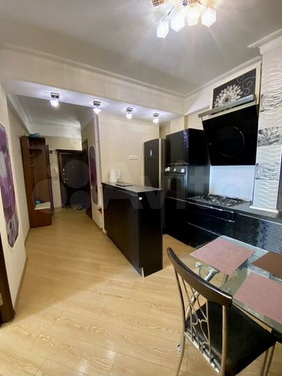 2-к. квартира, 55 м², 8/10 эт.