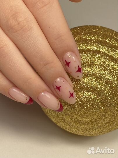 Маникюр и педикюр