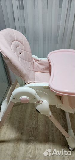 Детский стульчик для кормления