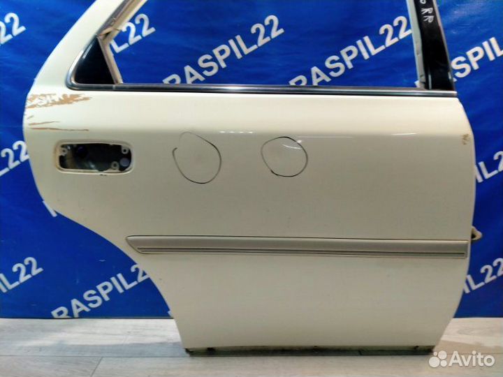 Дверь задняя правая Toyota Cresta GX100