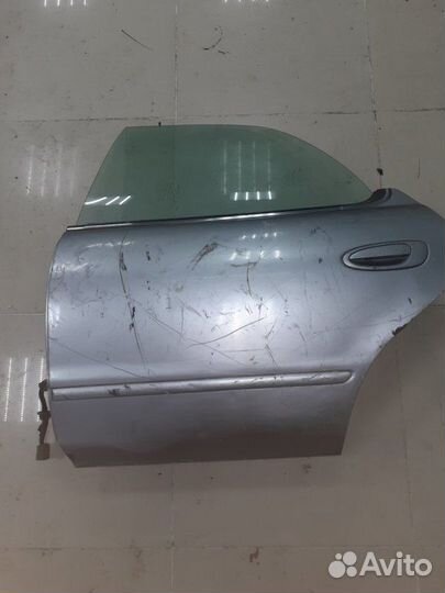 Дверь задняя левая Nissan Presea HR10