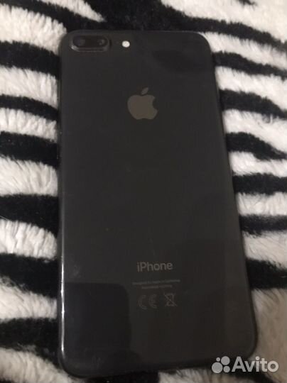 iPhone 8 Plus, 64 ГБ