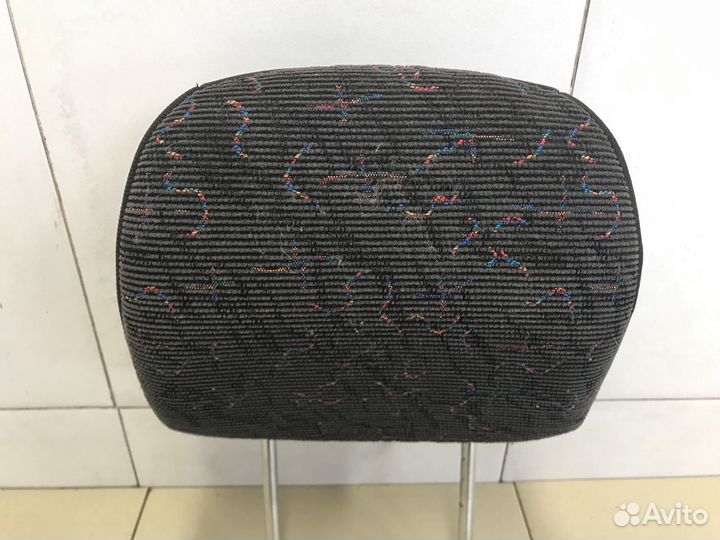 Подголовник Matrix 2001-2010