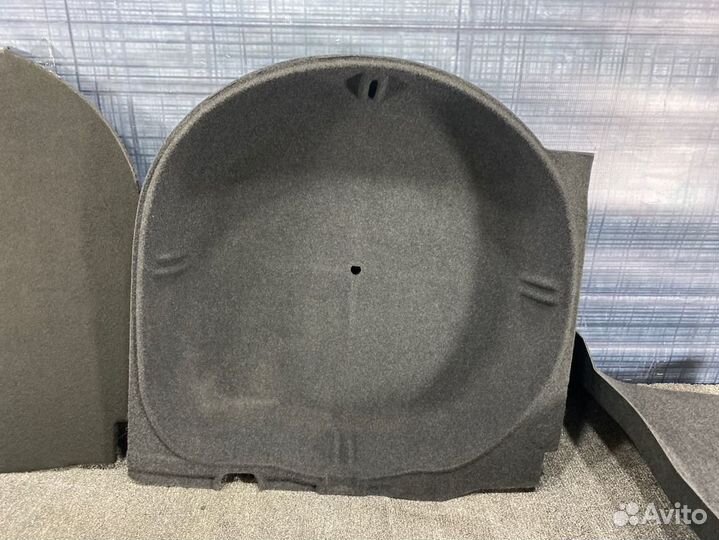 Комплект обшивок багажника Bmw 525I E60 M54 2003