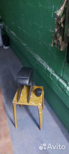 Подлокотник, пепельница