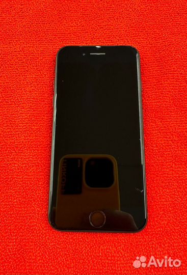 iPhone 7, 32 ГБ
