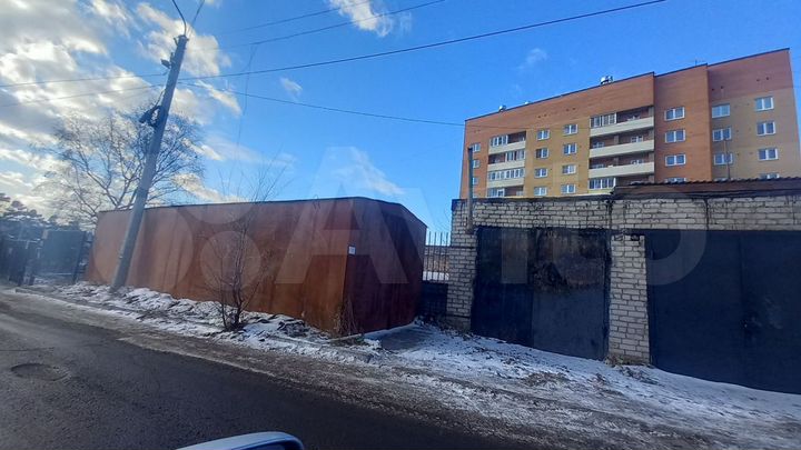 Гараж, > 30 м²