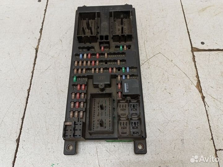 Блок предохранителей